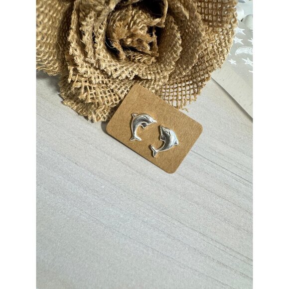 Dolphin Earrings , Dolphin Stud Earrings, 925 Silver Stud Earrings , Beach Stud - Picture 4 of 4